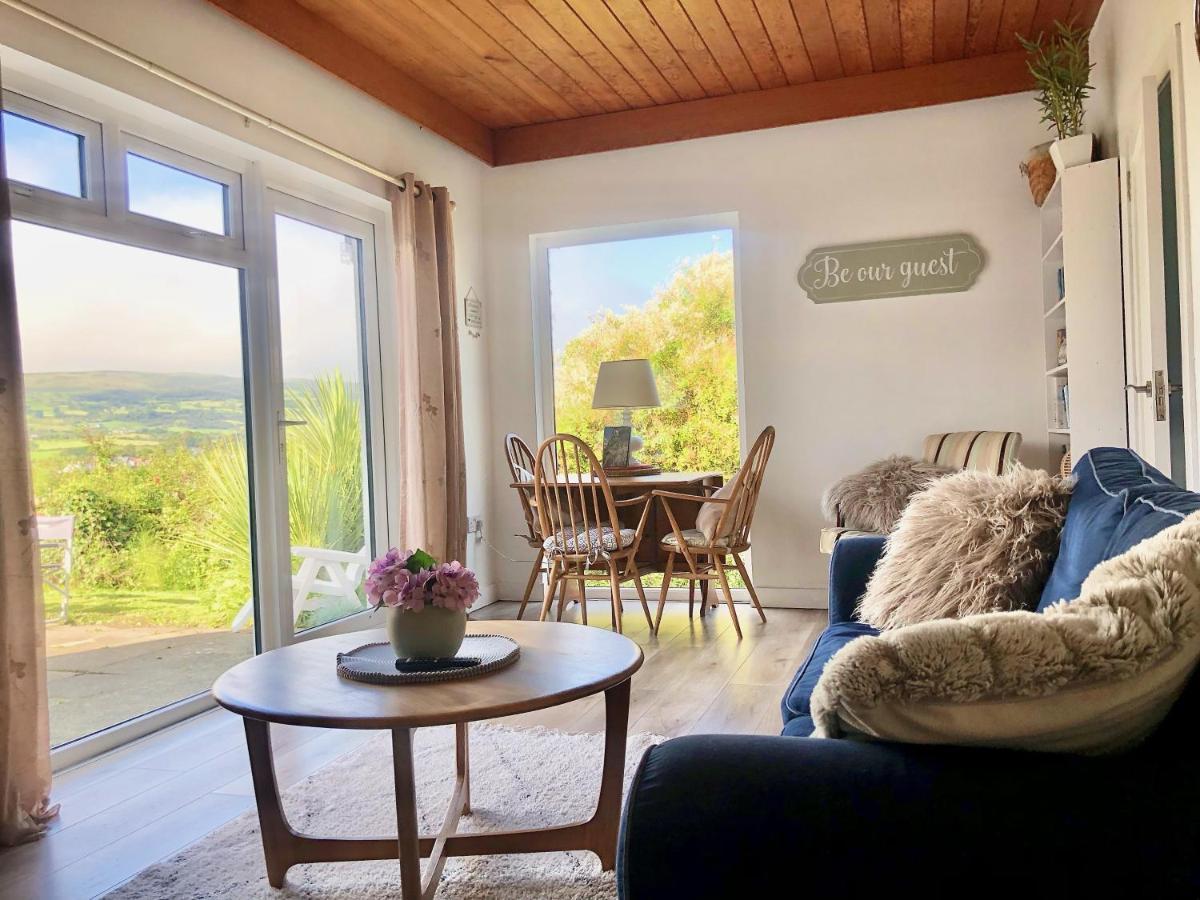 Ballygally Seaview And Garden Hideaway 외부 사진