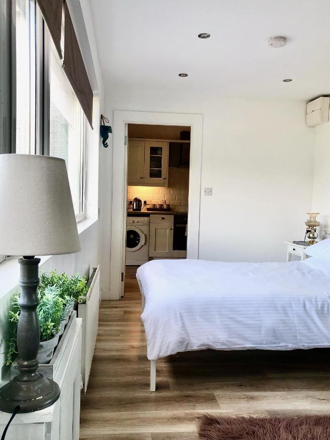 Ballygally Seaview And Garden Hideaway 외부 사진